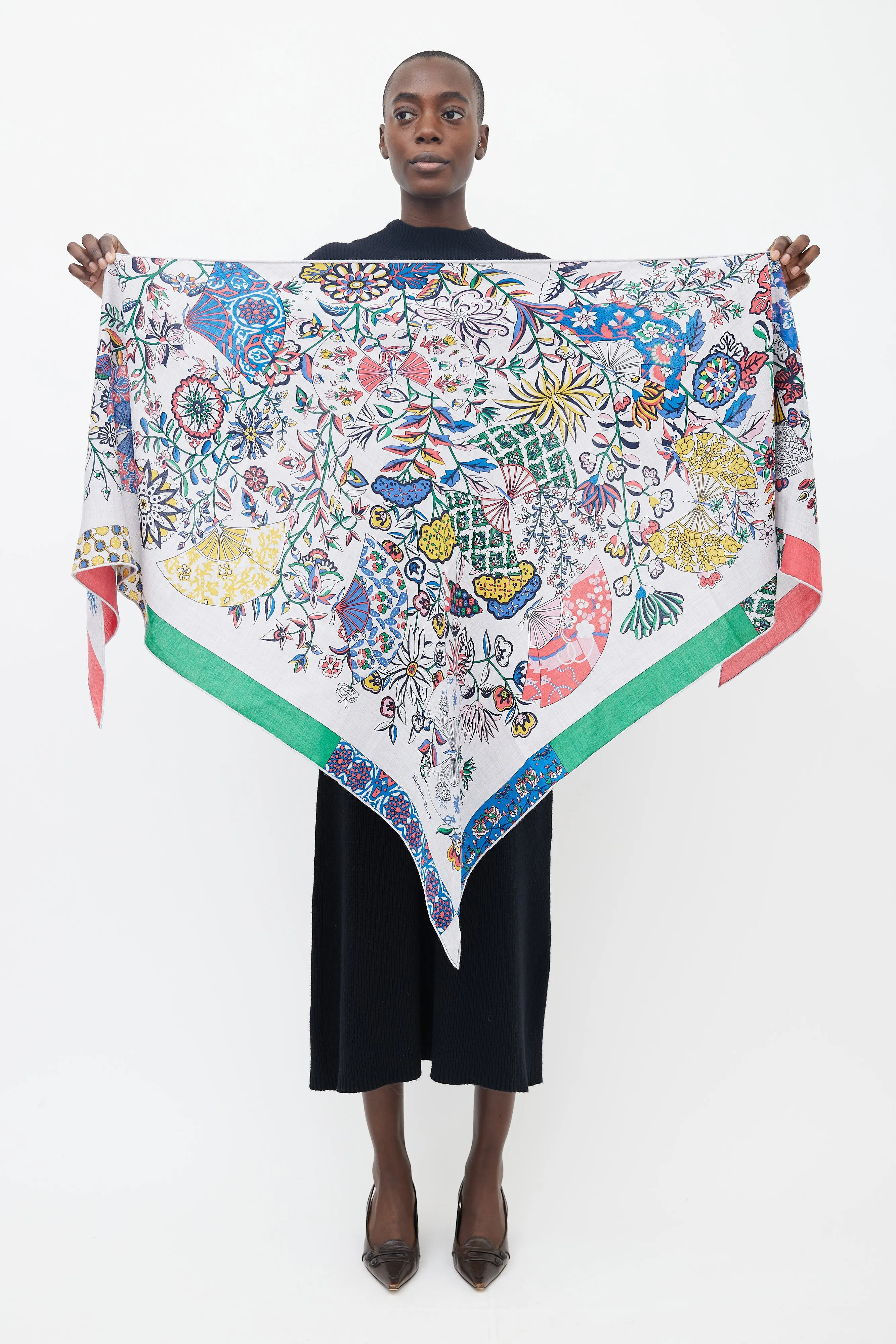 Multicolor Floral Fan Triangle Scarf