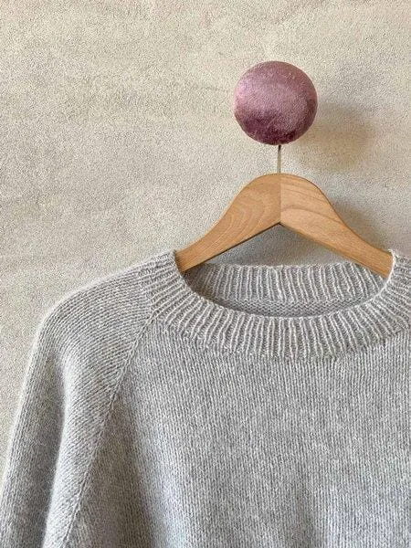 No Frills sweater by Petiteknit, knitting pattern